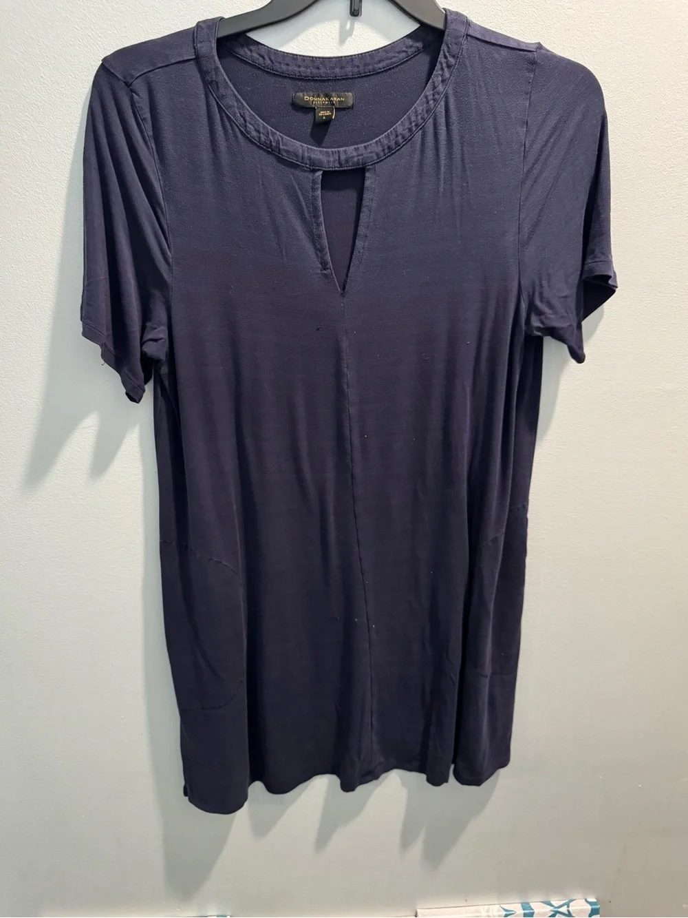 Donna Karen Deep Navy Short-Sleeve Keyhole nightgown size L
